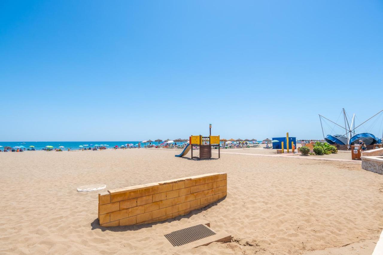 Atico 2 Dormitorios Junto A La Playa By Renthas Fuengirola Extérieur photo